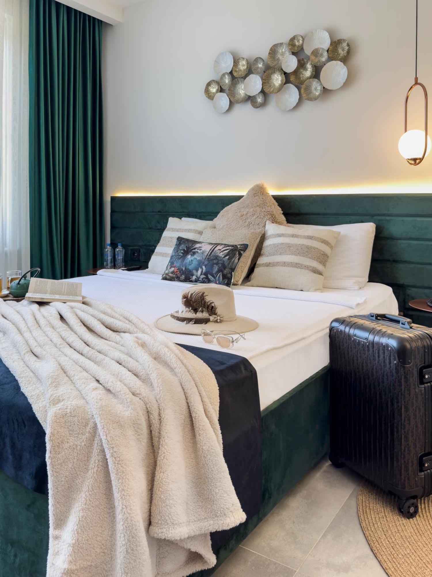 Luff Living (Adults Only) Antalya Exteriör bild